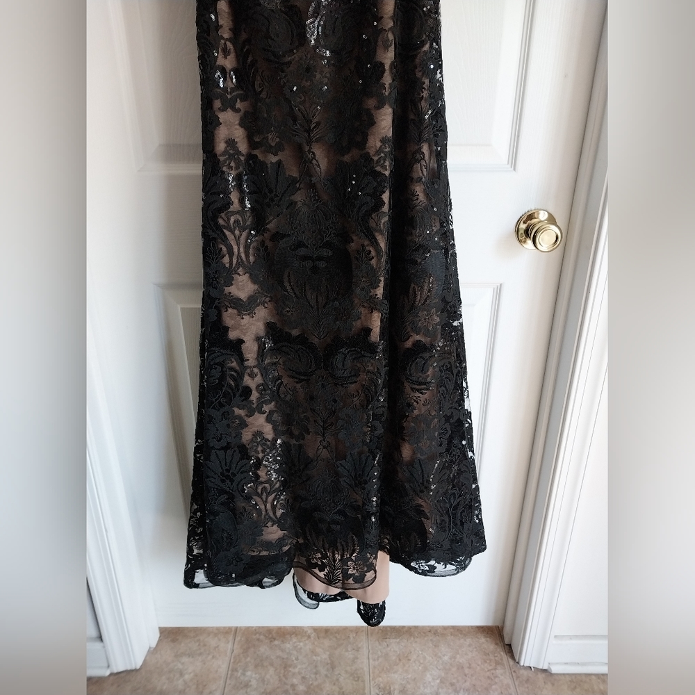 NWT Black Sequined Strapless Fitted Lace Appliqué Prom Ball Gown Size 10 - Picture 3 of 10